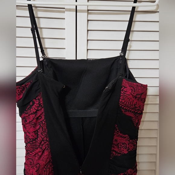 Le Chateau Full-length gown - Picture 5 of 7